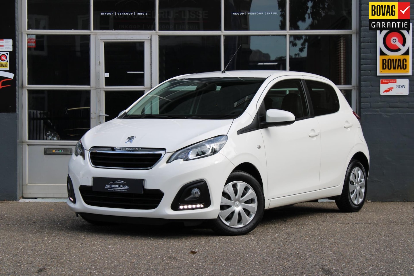 Peugeot 108 - 1.0 e-VTi Active Airco Camera Carplay Nap - AutoWereld.nl