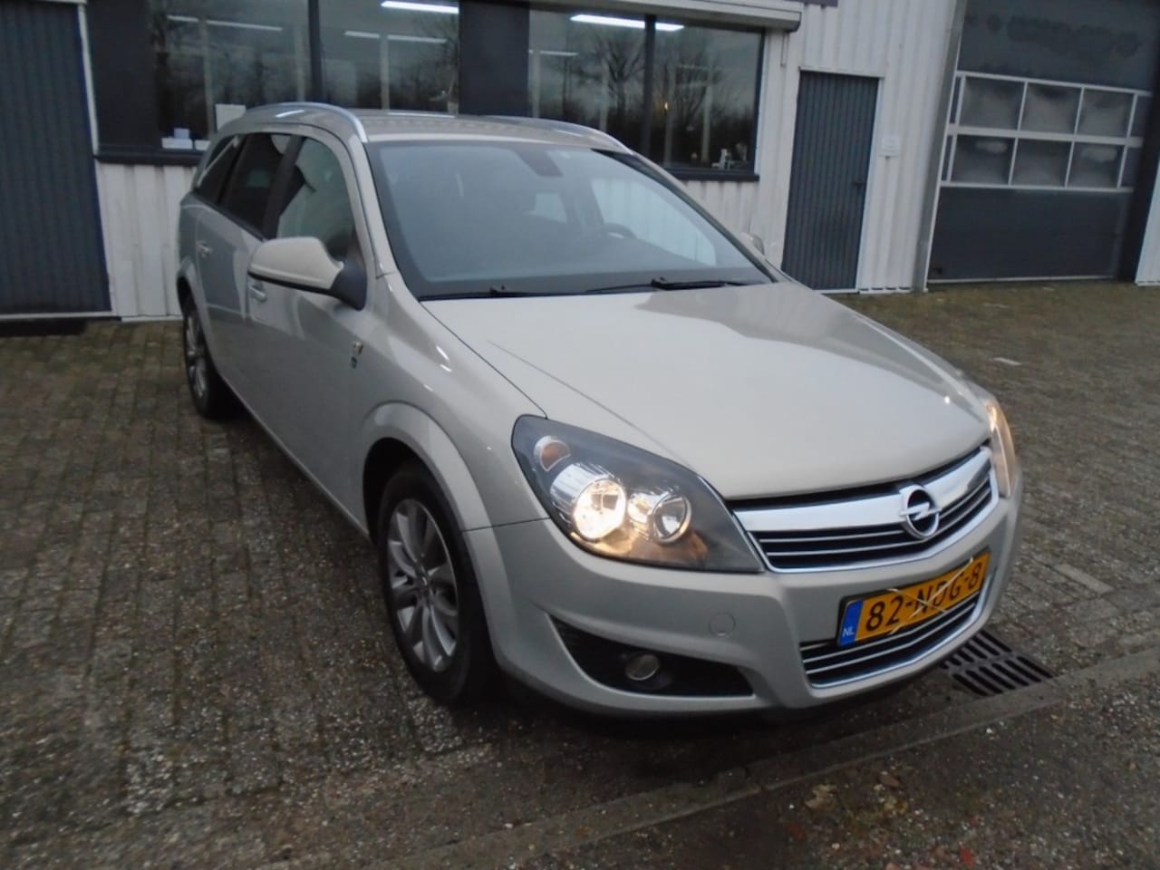 Opel Astra - 1.6 Cosmo 1.6 COSMO - AutoWereld.nl