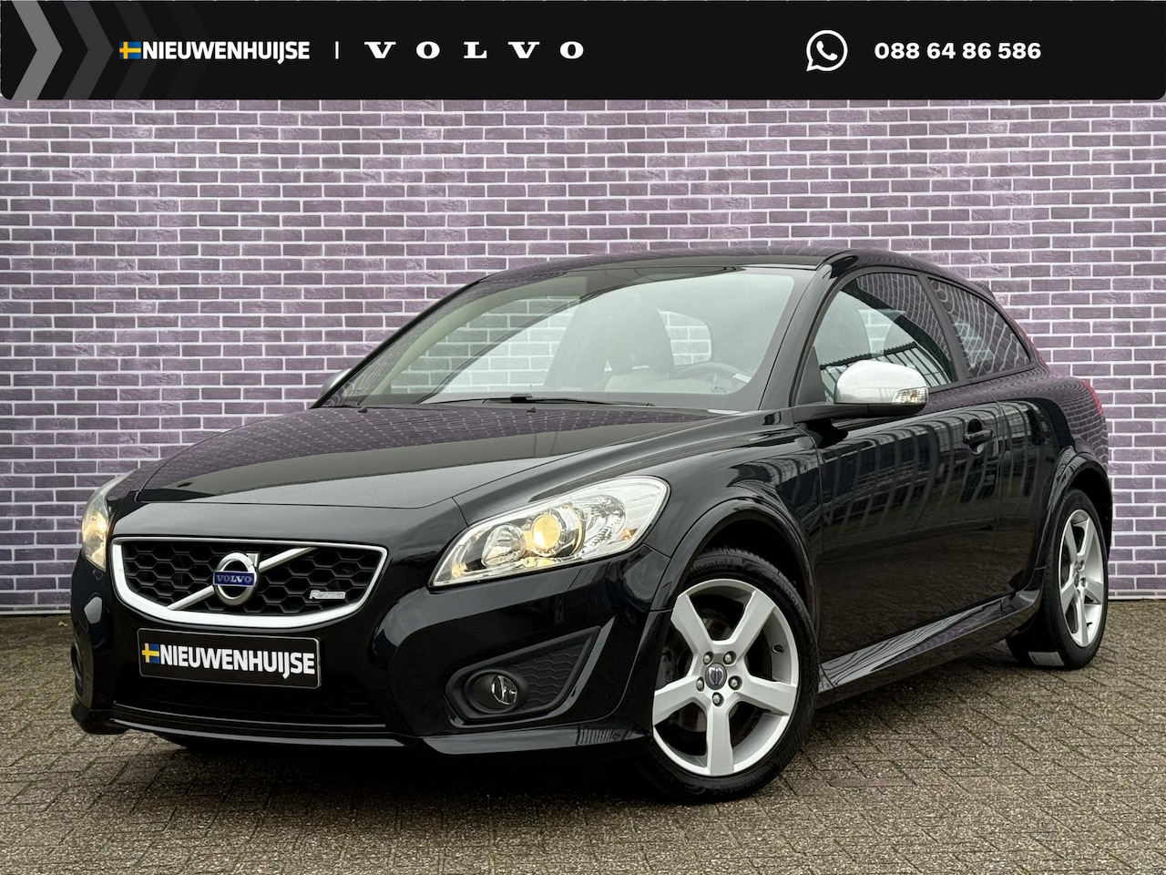 Volvo C30 - 2.0 145pk R-EDITION | 1ste eigenaar | dealer onderhouden | Trekhaak | Parkeersensoren | - AutoWereld.nl