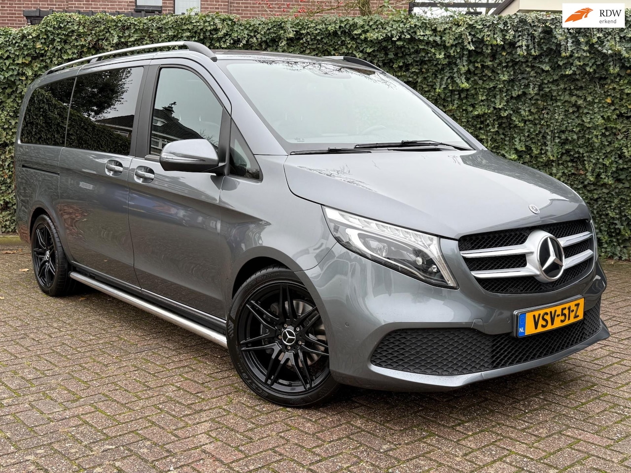 Mercedes-Benz V-klasse - 250d Lang DC | Pano | Leder | Trekhaak | Cruise - AutoWereld.nl