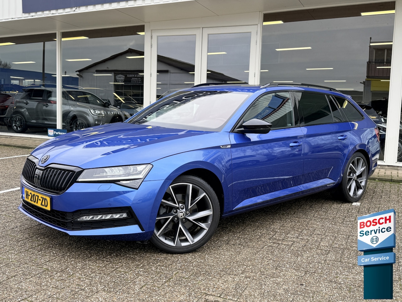 Skoda Superb Combi - 1.5 TSI ACT Sportline Business | Pano | Elektr. Sportstoelen | Matrix LED | Apple Carplay - AutoWereld.nl
