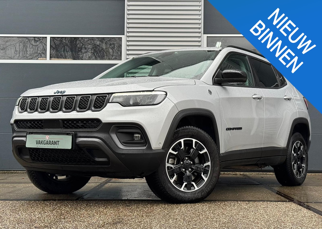Jeep Compass - 4xe 240 Plug-in Hybrid Electric Trailhawk 4xe 240 Plug-in Hybrid Electric Trailhawk - AutoWereld.nl