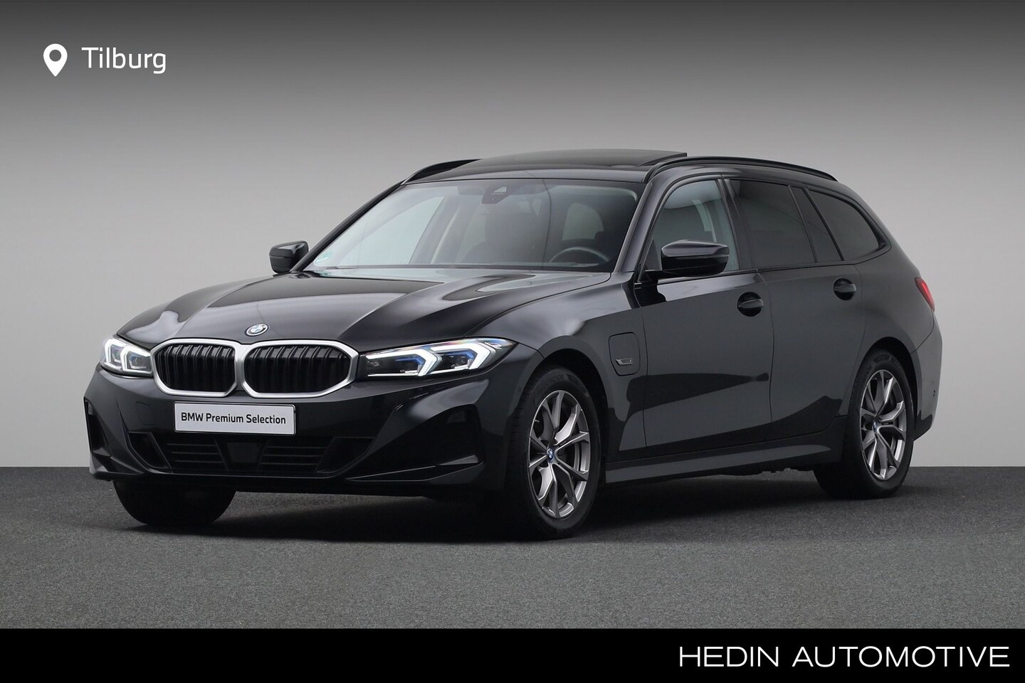 BMW 3-serie Touring - 330e High Executive | Comfort Access | Glazen Panoramadak | Hifi System | Hihg Executive | - AutoWereld.nl