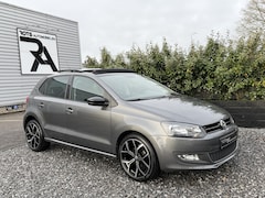 Volkswagen Polo - 1.2 TSI Highline Panodak|Nav|Cruis|PDC|Leer Grijs