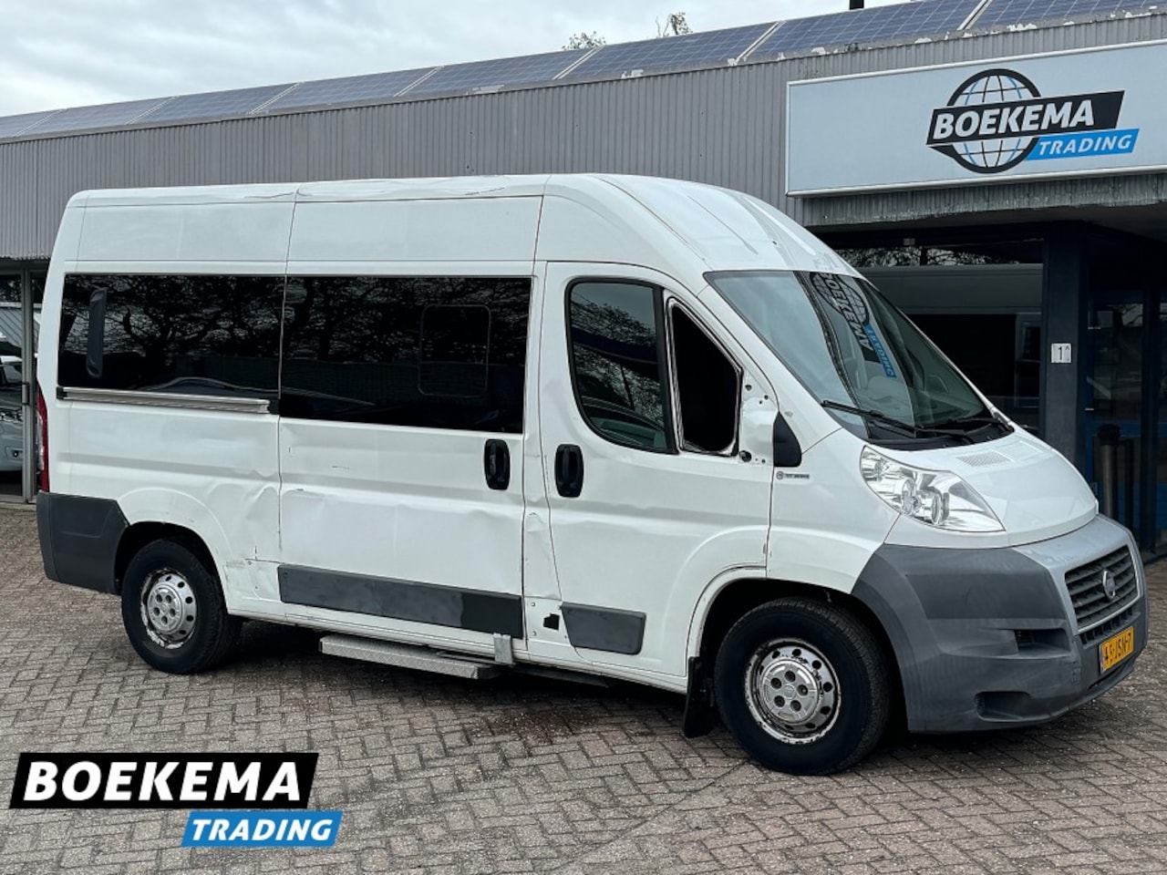 Fiat Ducato - 2.3 MJ 120PK 9-Persoons Rolstoellift Luchtvering Webasto Airco - AutoWereld.nl