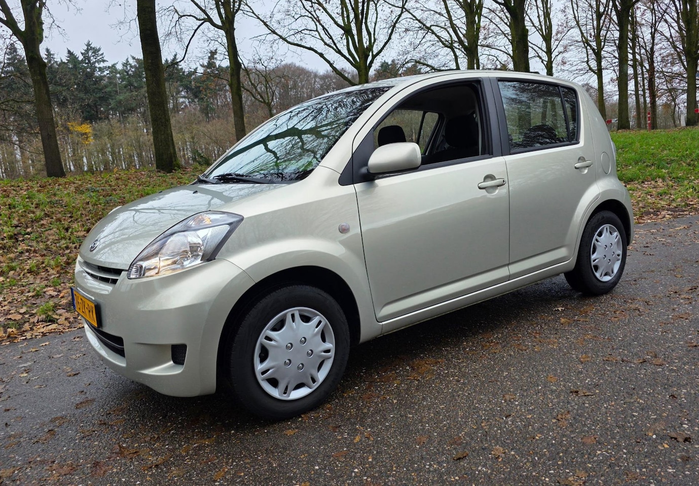 Daihatsu Sirion 2 - 1.3-16V - Automaat ! 62.171 KM ! NL Auto ! - AutoWereld.nl