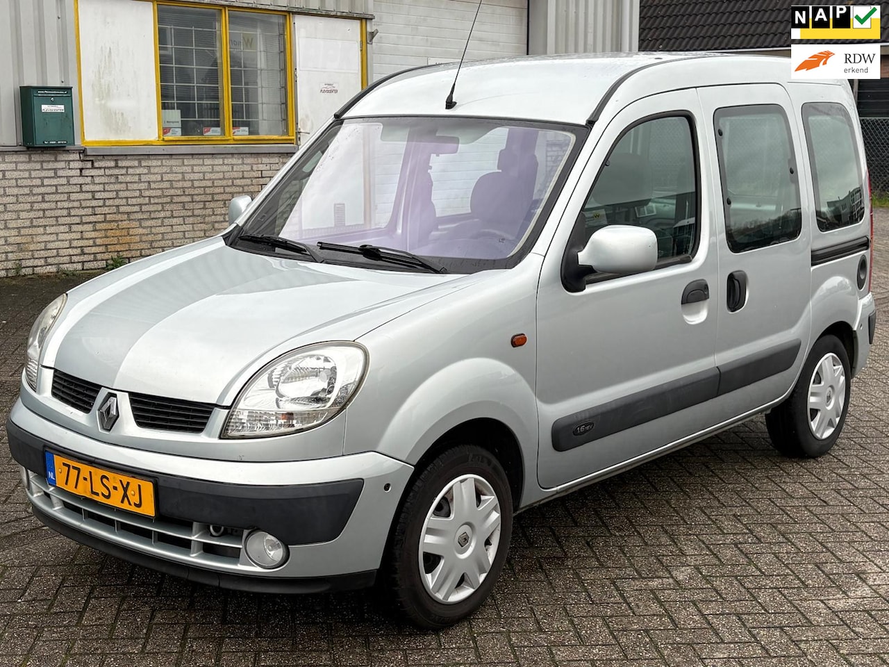 Renault Kangoo - 1.6 I 16V 95 PK Bj 2003 Privilege Nieuwe APK 11-2026 Elec.Pakket 2x Schuifdeur Extra,s - AutoWereld.nl