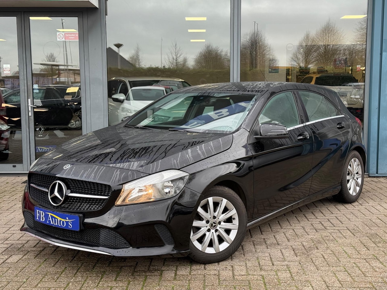 Mercedes-Benz A-klasse - 180 Business Solution Airco Lmv Camera Cruise - AutoWereld.nl