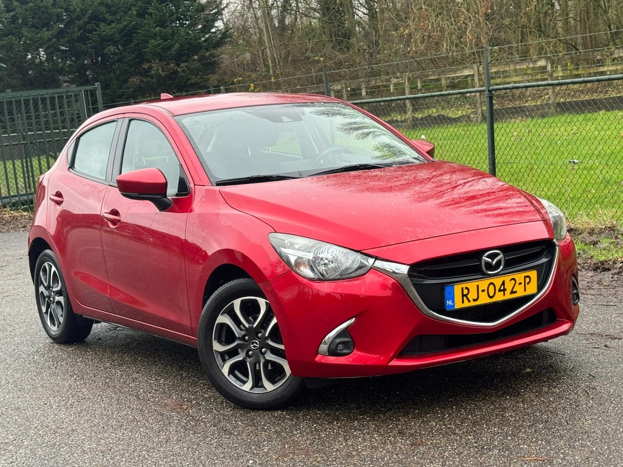 Mazda 2 - 1.5 Skyactiv-G Dynamic+ /Carplay/Navi/Airco/ - AutoWereld.nl