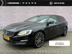 Volvo V60 - 2.0 T4 Polar+ Dynamic | Adaptive cruise control | Trekhaak | Schuifdak | 19" velgen | Bi-x