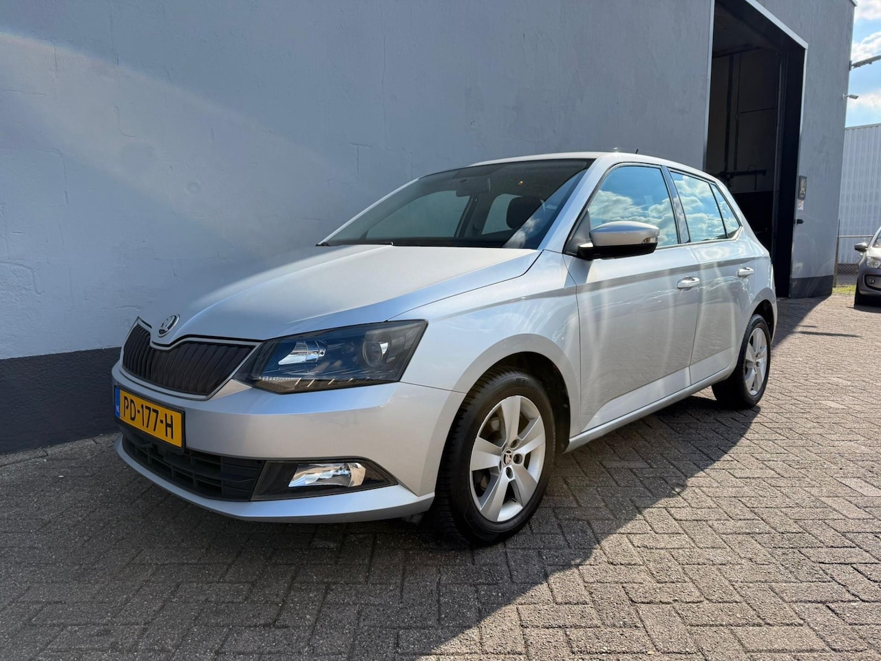 Skoda Fabia - 1.2 TSI Ambition Business 1.2 TSI Ambition Business - AutoWereld.nl