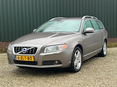 Volvo V70 - 2.5T Summum Automaat