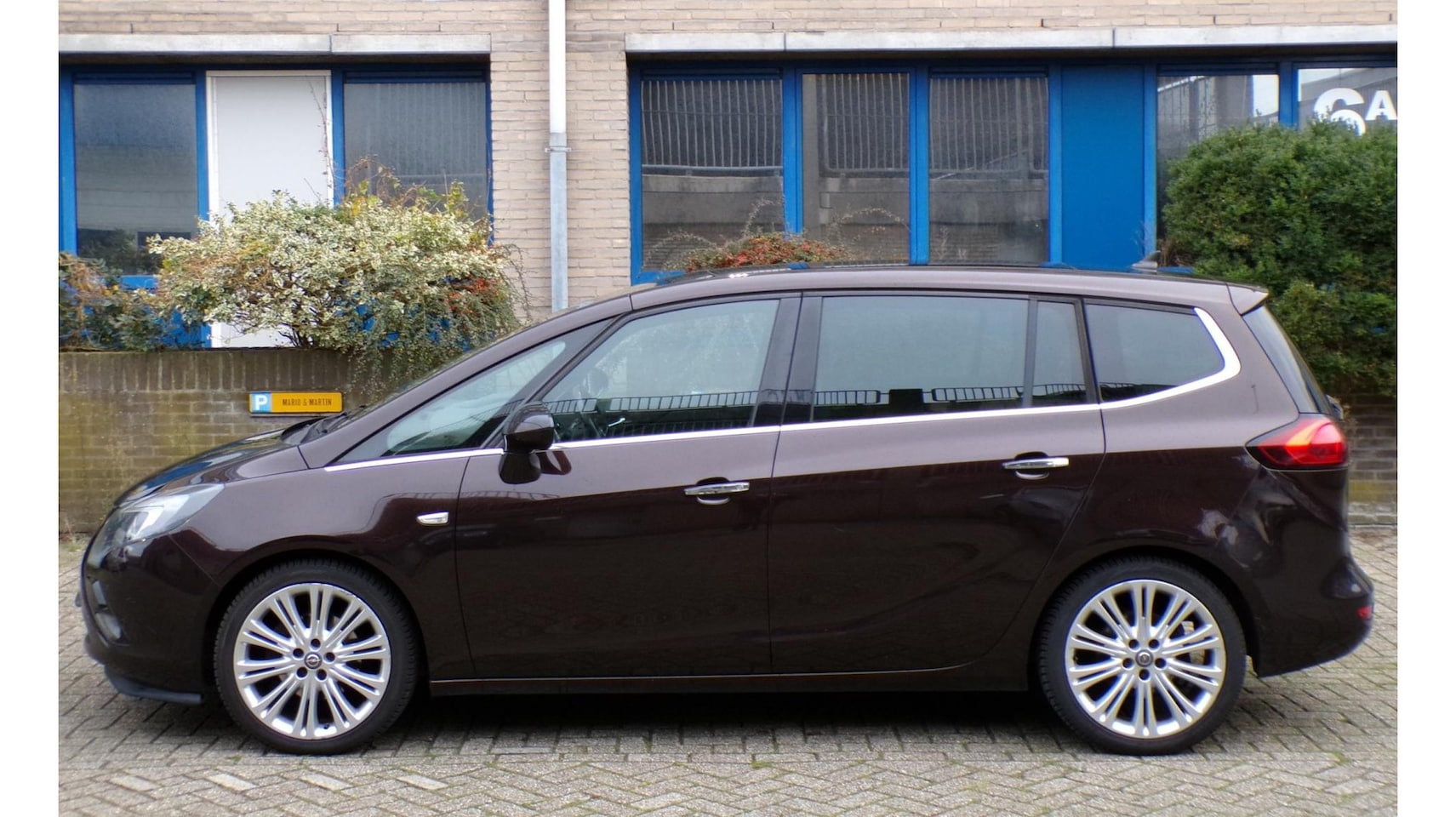 Opel Zafira Tourer - 1.4 Cosmo 7- zits - AutoWereld.nl