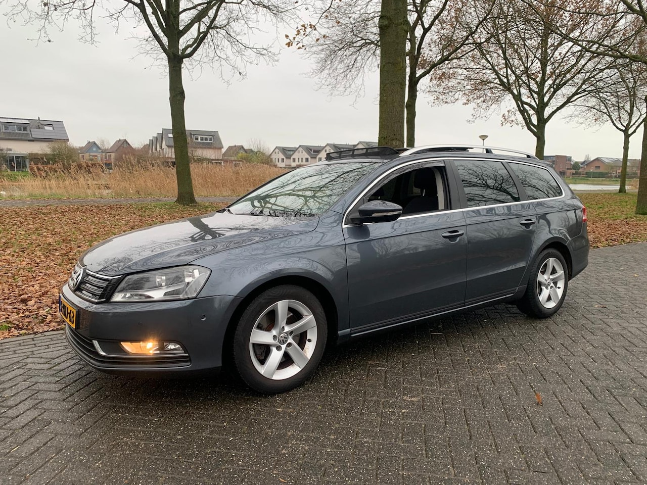 Volkswagen Passat Variant - 1.6 TDI BlueMotion Executive Edition 1.6 TDI BlueMotion Executive Edition - AutoWereld.nl