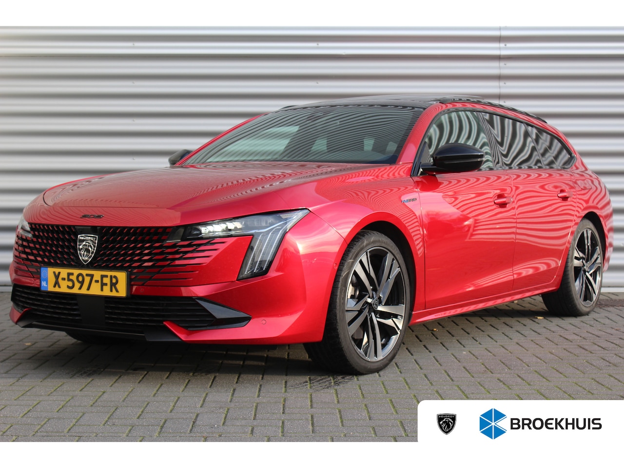 Peugeot 508 SW - 1.6 HYBRID 225PK GT PACK AUTOMAAT / NAVI / LEDER / CLIMA / PDC / 19" LMV / CAMERA / KEYLES - AutoWereld.nl