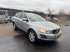 Volvo XC60 - 2.4D R-Design AUTOMAAT