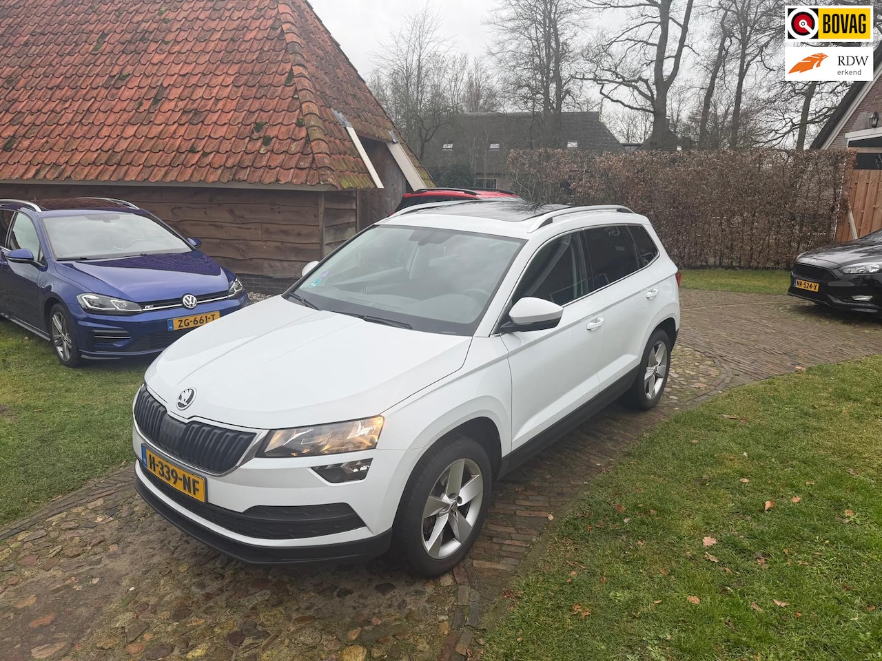 Skoda Karoq - 1.0 TSI Ambition Business-Pano-Camera-DSG-1 eigenaar- - AutoWereld.nl