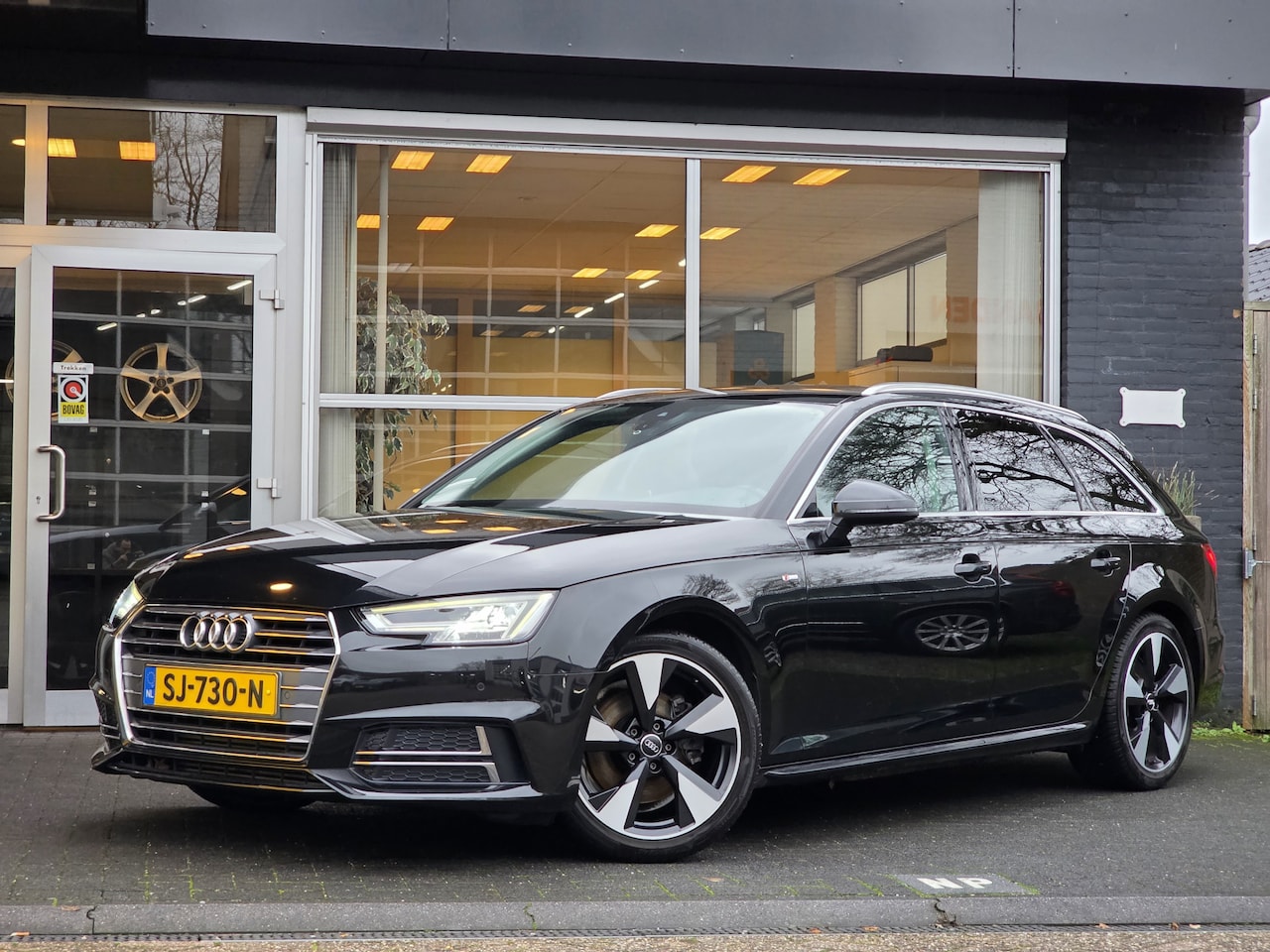 Audi A4 Avant - 2.0 TFSI ultra Sport Pro Line S S-LINE / ELEC KLEP / VIRTUAL / CLIMA / KLASSE 3 ALARM - AutoWereld.nl