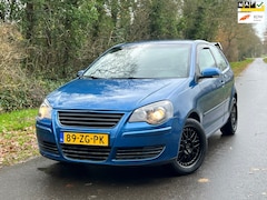 Volkswagen Polo - 1.4-16V Optive | Airco + Elektrische ramen Nu € 2.499,