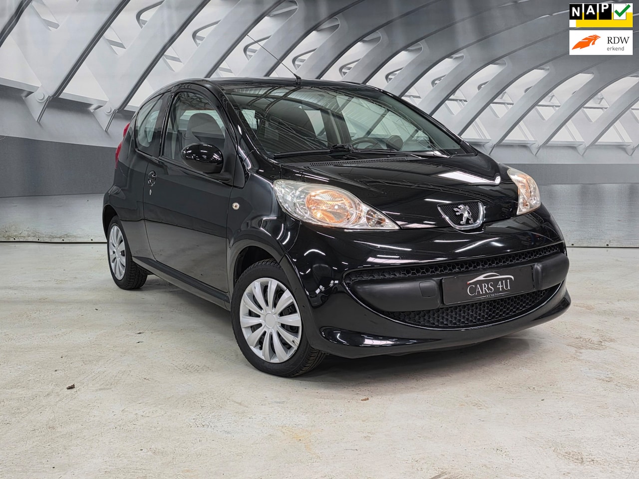 Peugeot 107 - 1.0-12V XS 1.0-12V XS - AutoWereld.nl