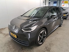 Volkswagen ID.3 - KOMT BINNEN First Max 58 / DODEHOEK / PANO / LED MATRIX / VOL OPTIES / EERSTE EIEGNAAR