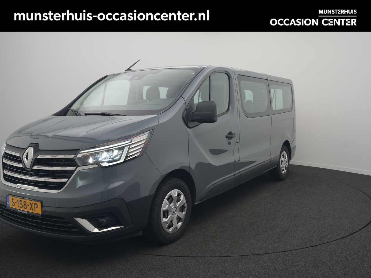 Renault Trafic - - 9 Persoons bus! - All Seasonbanden - Achteruitrijcamera - Cruise Control - Dealeronderho - AutoWereld.nl
