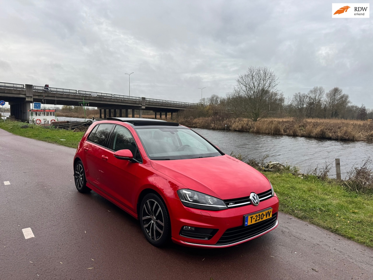 Volkswagen Golf - 1.4 TSI ACT Highline|Pano|R Look|Verw.Stuur| - AutoWereld.nl