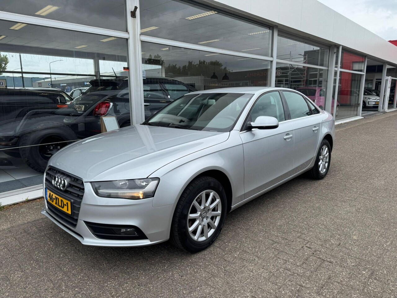 Audi A4 Limousine - 1.8 TFSI Pro Line Business | 2e eigenaar | Airco | Cruise control | Elektrische ramen | N - AutoWereld.nl