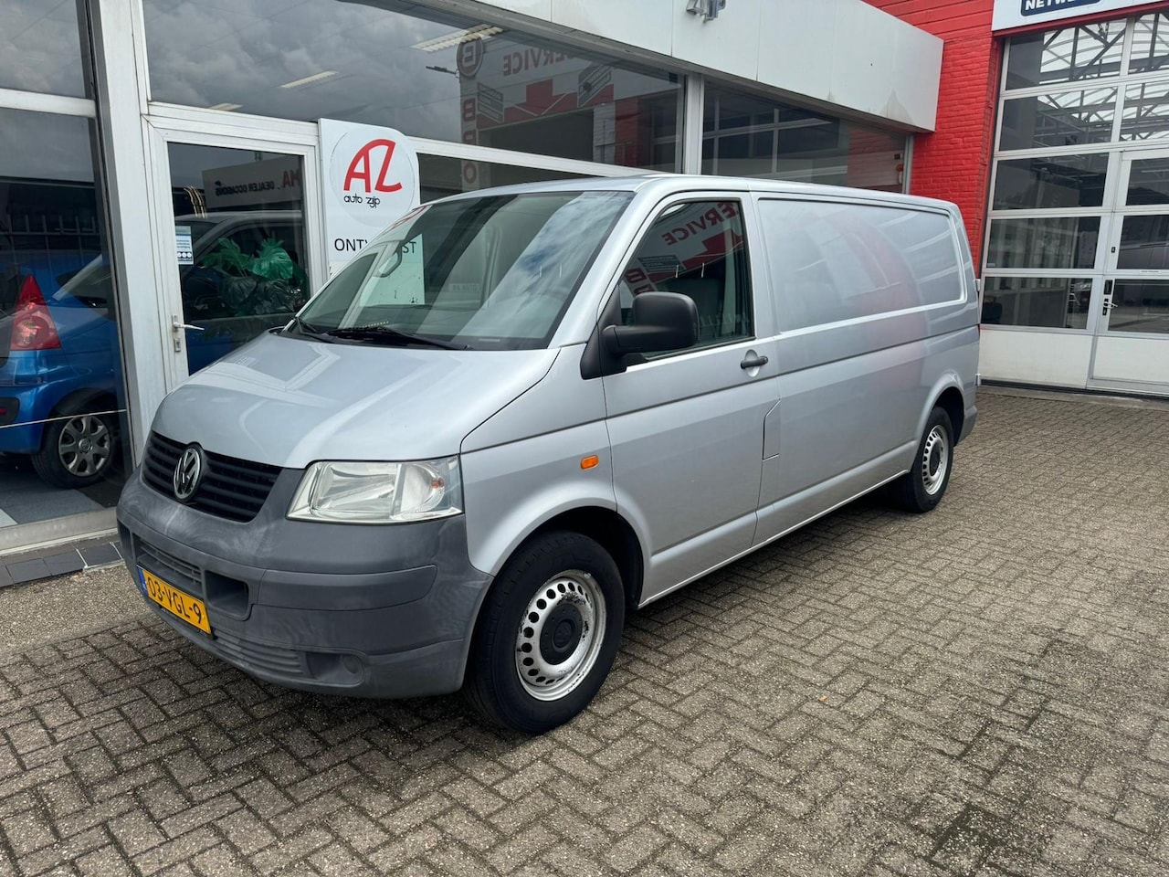 Volkswagen Transporter - 2.5 TDI 340 - Zijschuifdeur- rechts | Airco |  Trekhaak | APK tot 02-06-2026 | NAP | - AutoWereld.nl