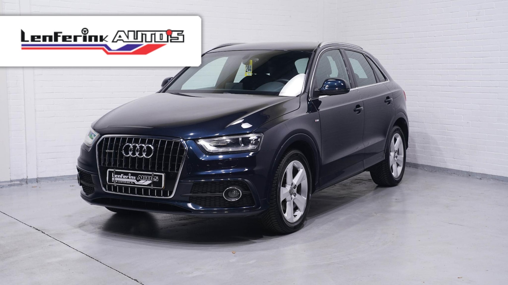 Audi Q3 - 2.0 TFSI quattro S Edition Bi-Xenon Stoelverwarming Navi Clima NAP PDC v+a - AutoWereld.nl