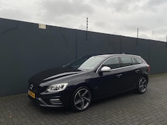 Volvo V60 - 2.0 D4 R-Design RIJDT NIEUW-ZEER SUPER-XENON-181PK