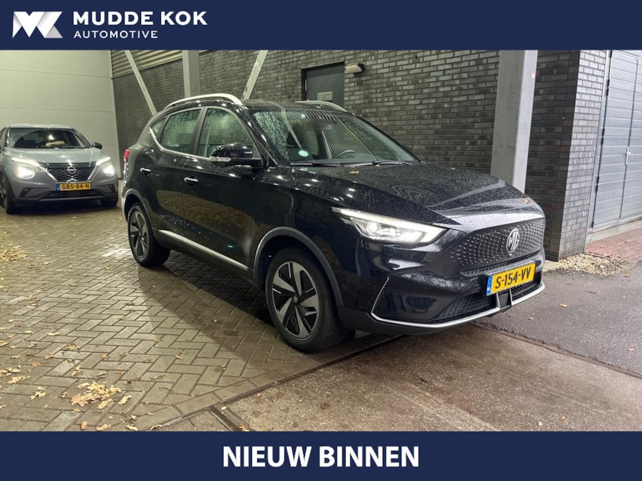 MG ZS - EV Standard Range Luxury 50 kWh | Panoramadak | Leder | 360° Camera | ACC | BLIS - AutoWereld.nl