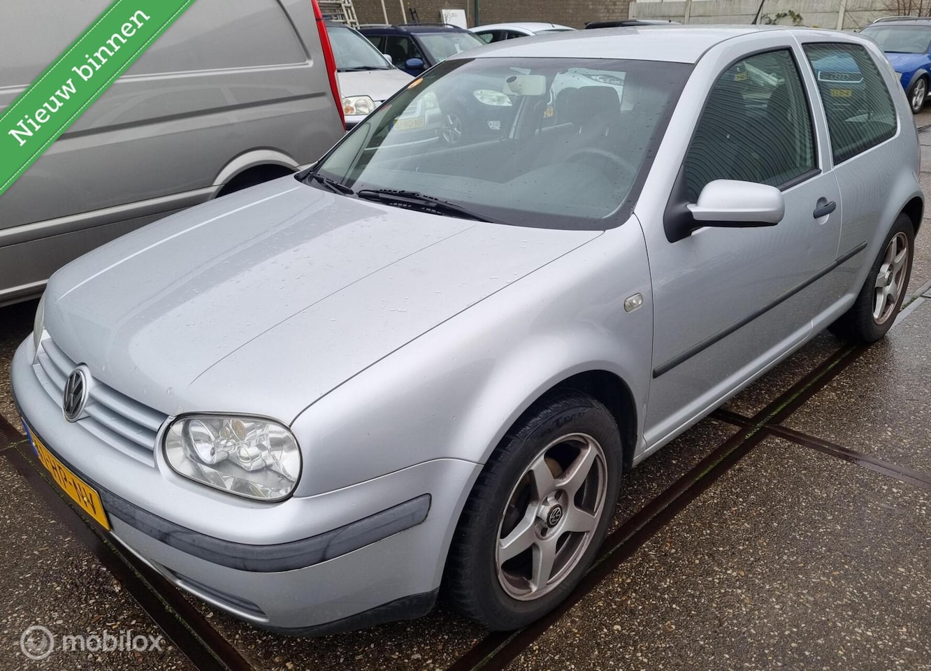 Volkswagen Golf - 1.6-16V Airco elektrische ramen - AutoWereld.nl