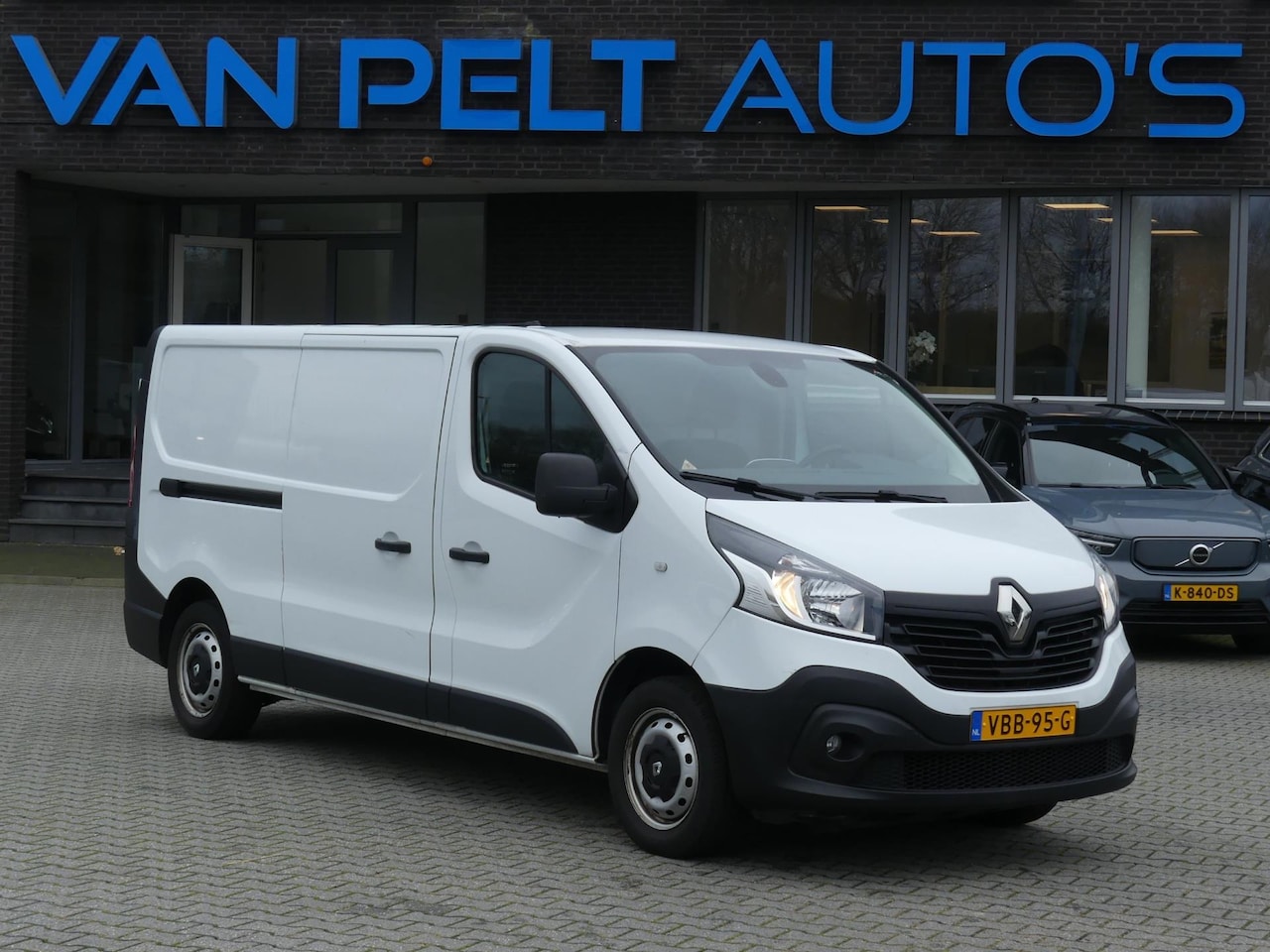 Renault Trafic - 1.6 dCi T29 120PK L2 Luxe / Navi / 3P - AutoWereld.nl