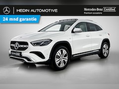 Mercedes-Benz GLA-Klasse - GLA 250e Automaat Luxury Line | Winterpakket | Trekhaak | Panoramadak | Multibeam LED | Di