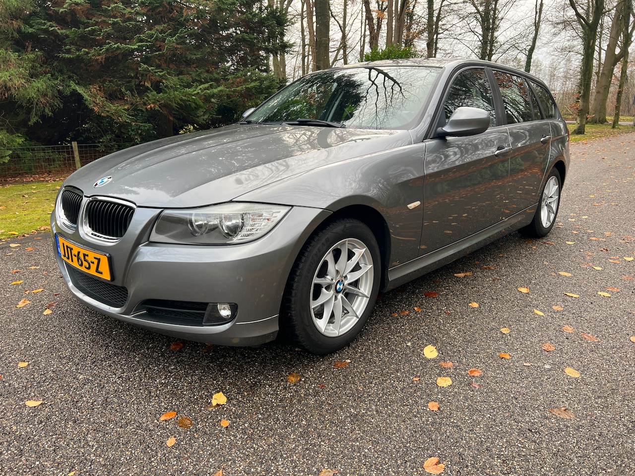 BMW 3-serie Touring - 320i Business Line BMW 320 170pk “ Facelift “ 2011 167dkm dealer Trekhaak Super - AutoWereld.nl