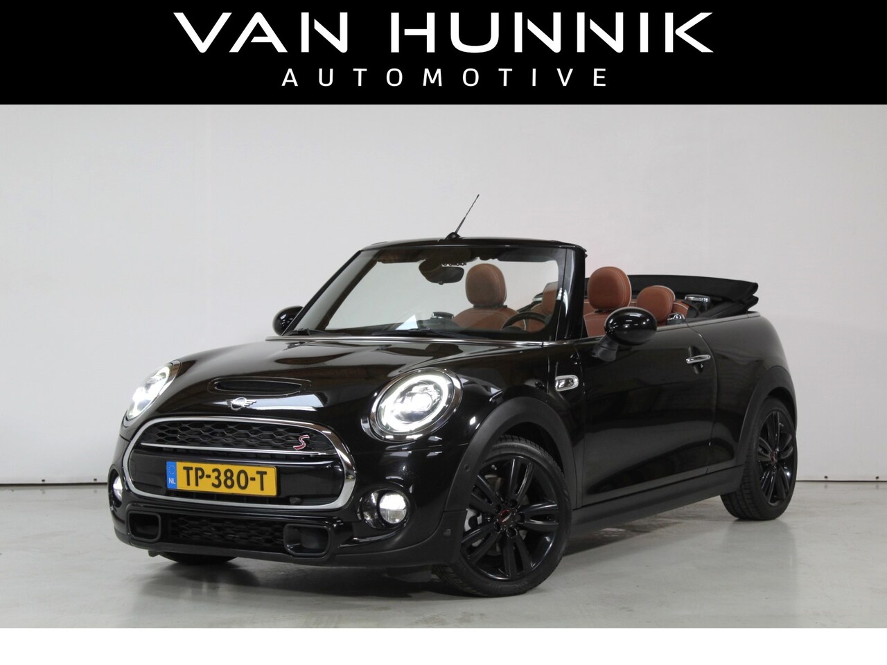 MINI Cabrio - Mini 2.0 Cooper S JCW | H&K | Cam | Keyless | - AutoWereld.nl