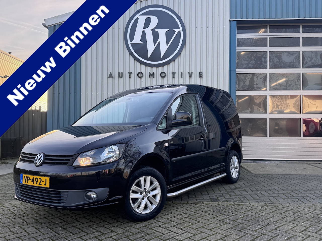 Volkswagen Caddy - 1.6 TDI Navi / Cruise / Bluetooth / Sidebars / Pdc / Luxe vloer / Org NL Auto N.A.P. - AutoWereld.nl