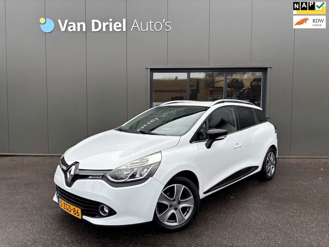 Renault Clio Estate - TCe 90 Night&Day / Airco / Apple Carplay - Android Auto / Parkeersensoren achter! - AutoWereld.nl