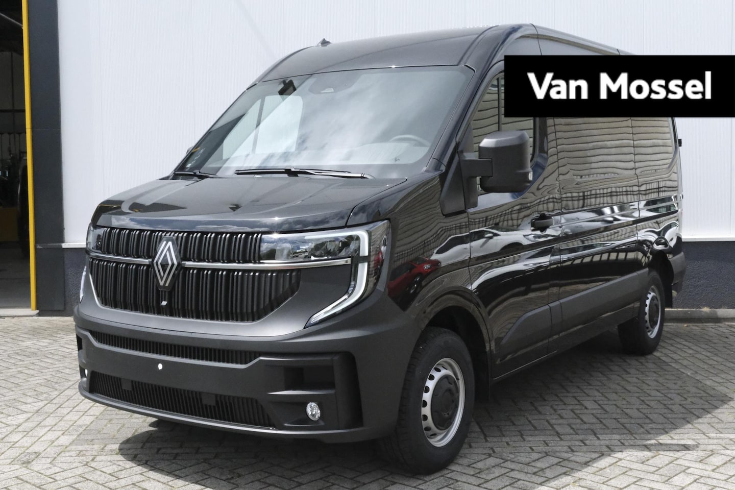 Renault Master - T35 2.0 dCi 130 L2H2 Advance - AutoWereld.nl