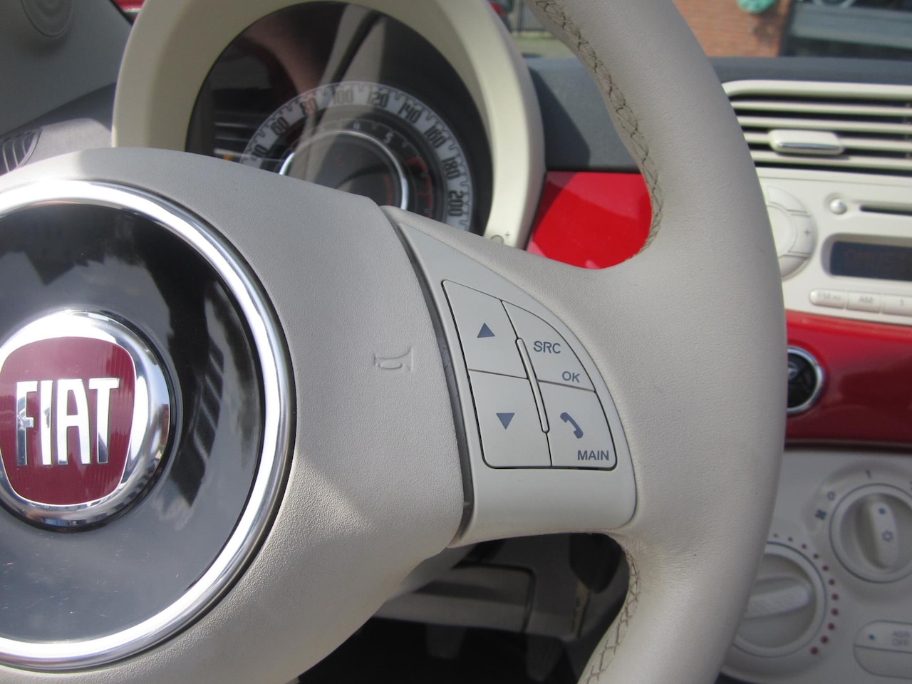 Fiat 500 C - 1,2 Lounge cabrio, PDC, Bovag garantie Fiat Fiat 500  1,2 Lounge cabrio, PDC, Bovag garant