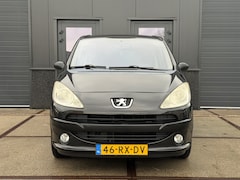 Peugeot 1007 - 1.4 Gentry Airco Elektisch deuren Trekhaak NAP