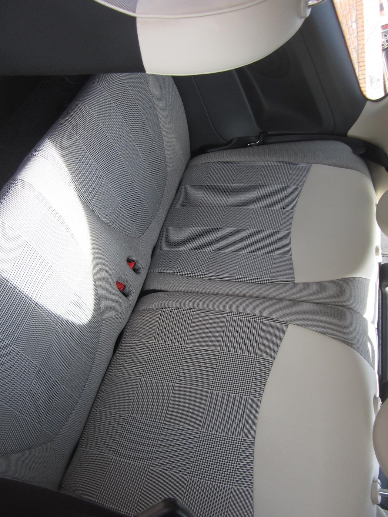 Fiat 500 C - 1,2 Lounge cabrio, PDC, Bovag garantie Fiat Fiat 500  1,2 Lounge cabrio, PDC, Bovag garant