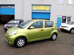 Daihatsu Sirion 2 - 1.0-12V Trend 4 nieuwe banden