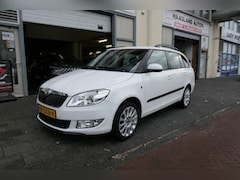 Skoda Fabia Combi - 1.2 TSI Ambition Apk/Boekjes/Climate/ParkeerSens/Aux/Usb/Boekjes