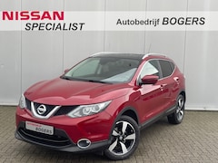 Nissan Qashqai - 1.6 DIG-T N-Connecta 163 Pk Navigatie, Panoramadak, Trekhaak, 360 Camera, Climate Control,