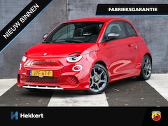Abarth 500e - Urban 42kWh 156pk Automaat NAVI | CAMERA | CRUISE | DODE HOEK | KEYLESS ENTRY | USB