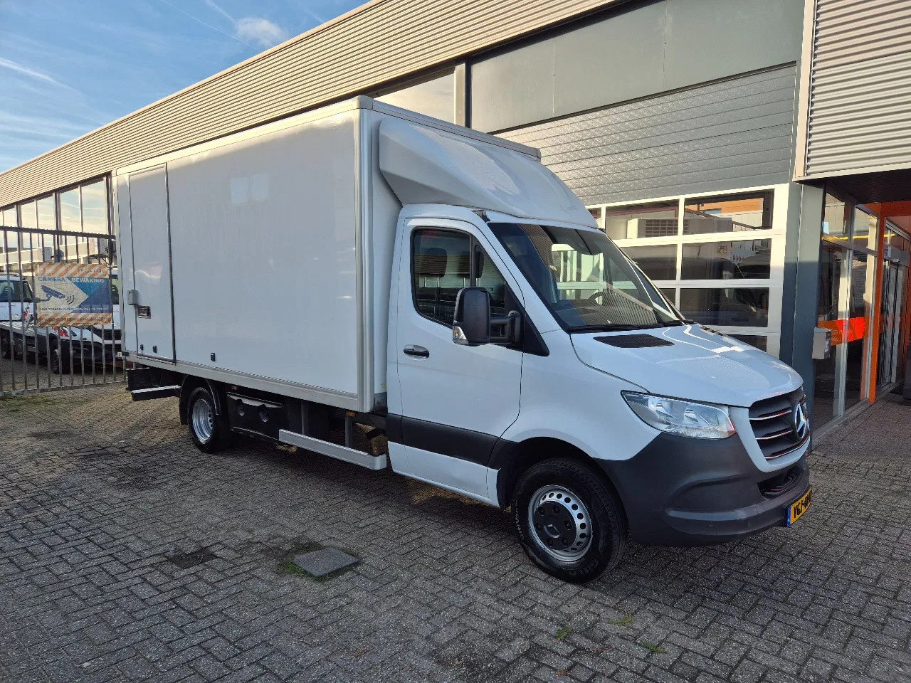 Mercedes-Benz Sprinter - 519 CDI/ Koffer/ 3.0 CDI V6/ E6d - AutoWereld.nl