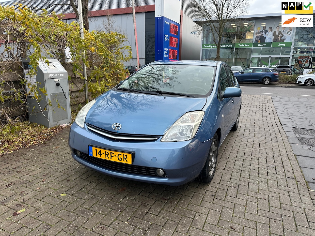 Toyota Prius - 1.5 VVT-i 1.5 VVT-i - AutoWereld.nl