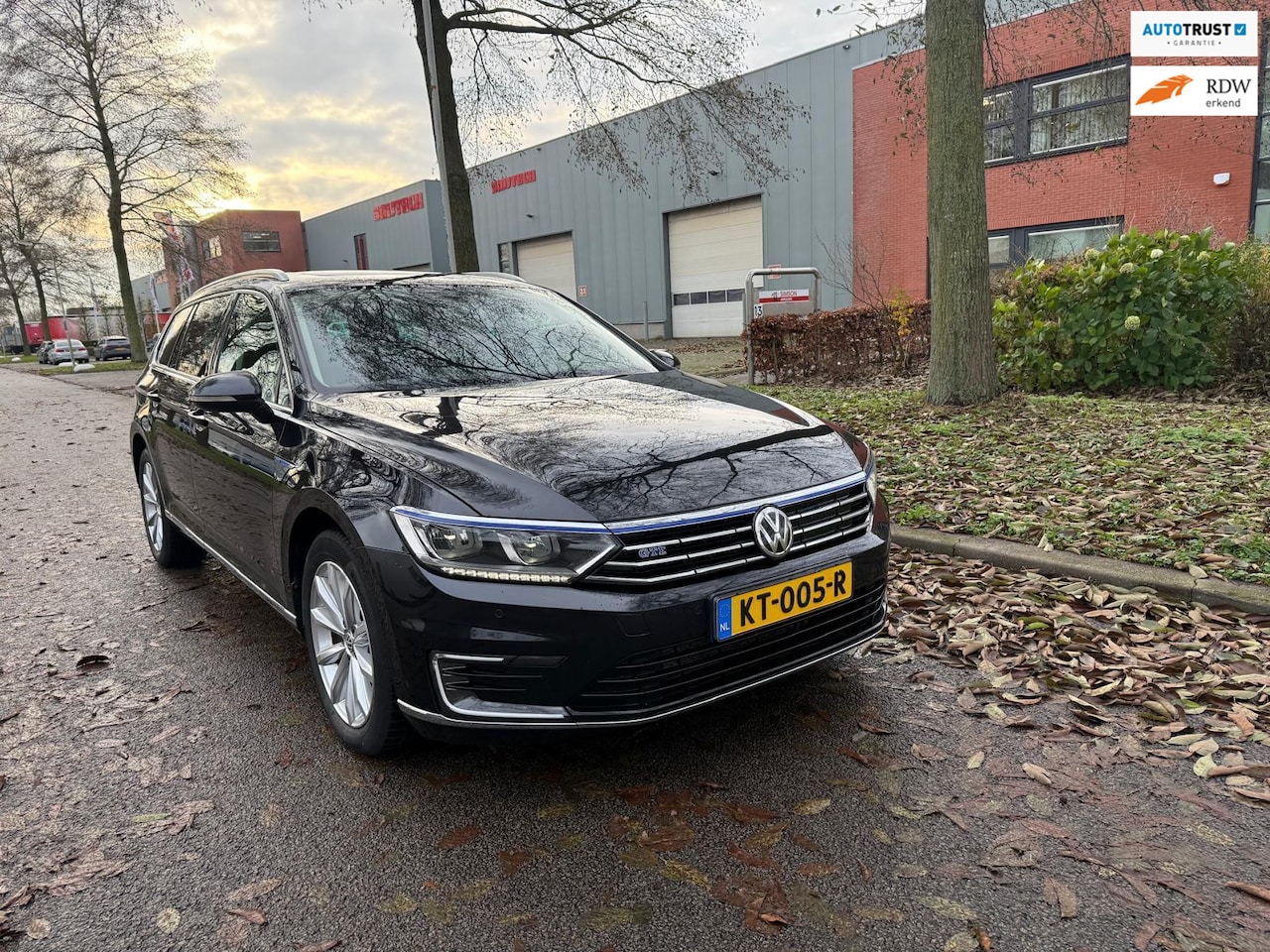 Volkswagen Passat Variant - 1.4 TSI GTE Connected Series Plus 1.4 TSI GTE Connected Series Plus AUTOMAAT - AutoWereld.nl
